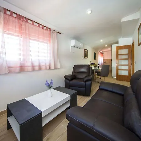 Apartamento Ve & Ki Podstrana