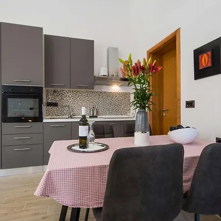 Apartman Ve & Ki *