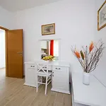 Ve & Ki * Podstrana
