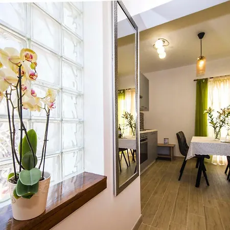 Apartment Ve & Ki Podstrana
